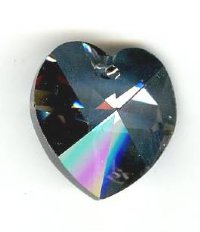 1 18mm Preciosa Valentinite Heart